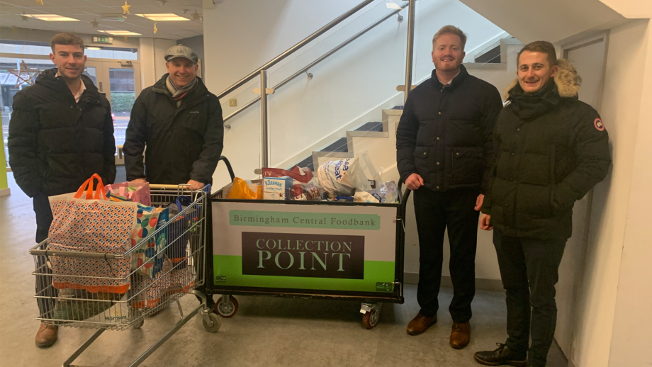 Quantem Supports Local Foodbank for Christmas